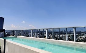 Nido Nomad Las Americas Gdl